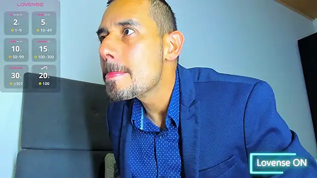 jhonyalzate2 online show from November 2025 11:03:02 PM