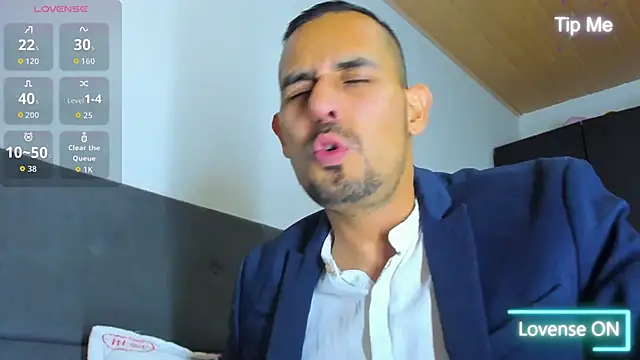 jhonyalzate2 online show from October 2025 03:19:02 AM