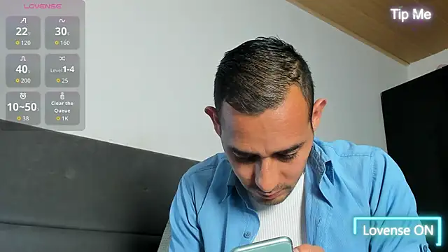 jhonyalzate2 online show from April 2026 01:45:01 AM