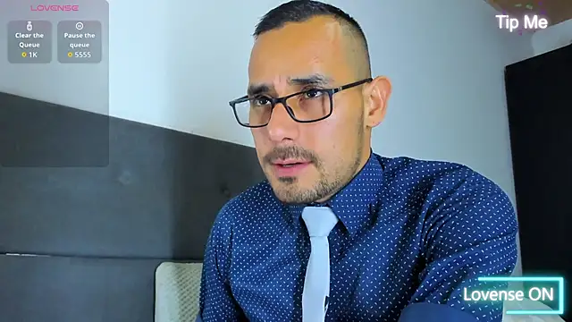 jhonyalzate2 online show from September 2025 03:16:01 AM