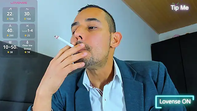 jhonyalzate2 online show from October 2025 11:28:02 PM