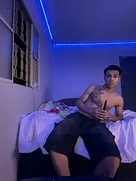 Rayanzimaker online show from April 2026 06:04:01 AM