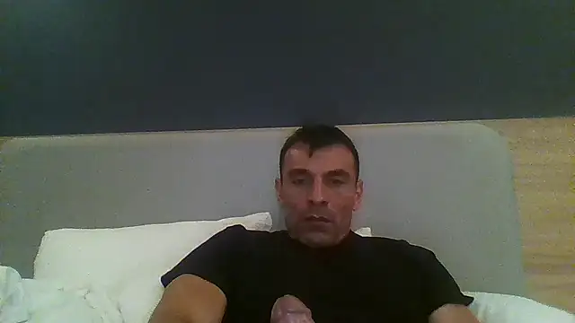 Hugebiglongcockcoupl online show from December 2025 01:57:01 PM