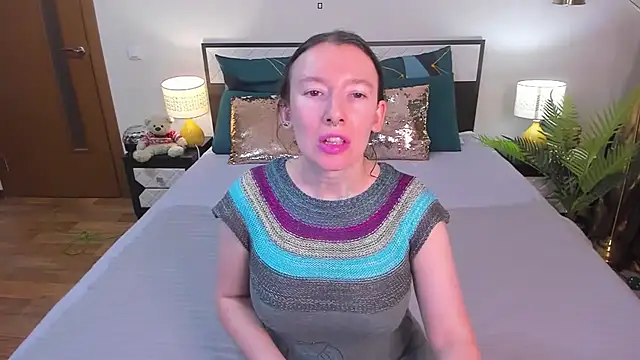 Snapshot of CatherineWalls chatting on February 2026 02:35:02 AM CatherineWalls online show from February 2026 02:35:02 AM