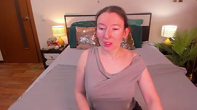 Snapshot of CatherineWalls chatting on March 2026 03:25:01 AM CatherineWalls online show from March 2026 03:25:01 AM