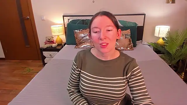 Snapshot of CatherineWalls chatting on March 2026 03:54:01 AM CatherineWalls online show from March 2026 03:54:01 AM