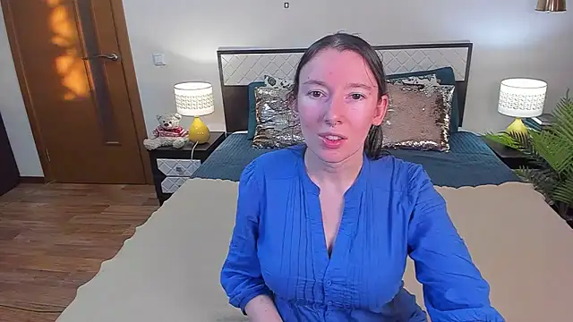 Snapshot of CatherineWalls chatting on June 2026 01:49:01 AM CatherineWalls online show from June 2026 01:49:01 AM