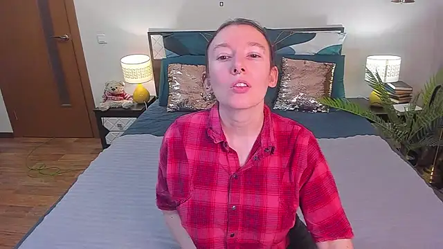 Snapshot of CatherineWalls chatting on February 2026 03:36:01 AM CatherineWalls online show from February 2026 03:36:01 AM