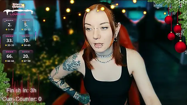 Snapshot of MaxPhoenixx chatting on December 2025 11:12:02 AM MaxPhoenixx online show from December 2025 11:12:02 AM