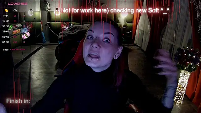 Snapshot of MaxPhoenixx chatting on December 2025 08:53:02 PM MaxPhoenixx online show from December 2025 08:53:02 PM