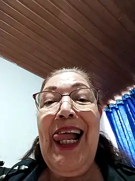 Vicky Rosse online show from April 2026 06:36:01 PM