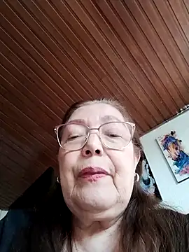Snapshot of Vicky_Rosse chatting on May 2026 08:07:02 PM Vicky Rosse online show from May 2026 08:07:02 PM
