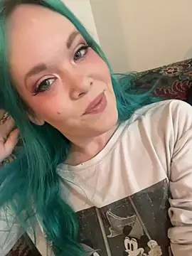 Snapshot of thetinyblue chatting on February 2025 05:11:02 PM thetinyblue online show from February 2025 05:11:02 PM