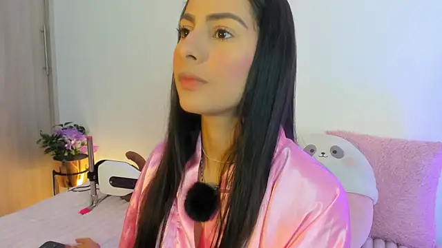 vicky rachell online show from September 2025 03:17:02 PM