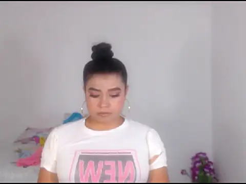 katrinawillff online show from February 2026 06:35:01 AM