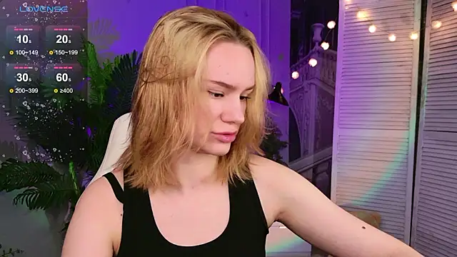 Ramona    online show from February 2026 06:09:01 AM