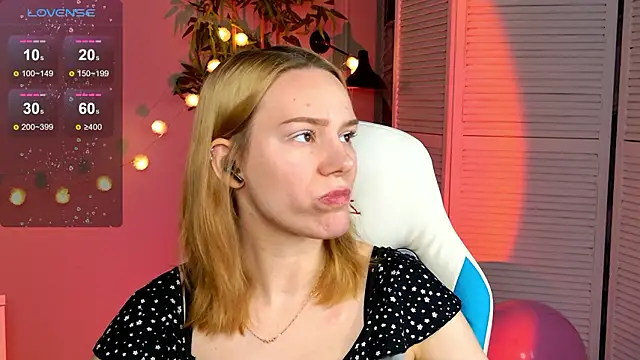 Ramona    online show from March 2026 06:31:02 AM