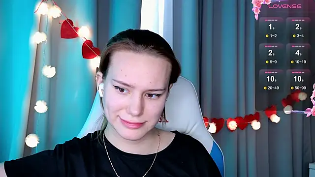 Ramona    online show from February 2025 12:38:02 PM