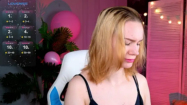 Ramona    online show from February 2026 06:11:02 AM