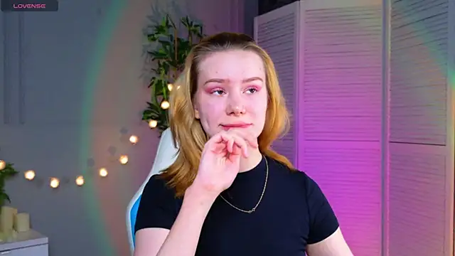 Ramona    online show from April 2026 01:29:01 PM