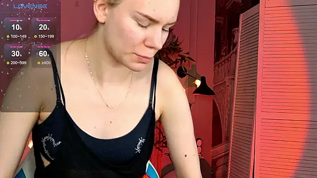 Ramona    online show from March 2026 06:21:01 AM