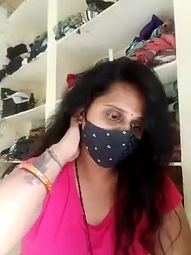 Indiantina online show from November 2025 10:38:02 AM