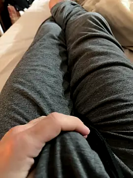 j1991j online show from September 2025 09:36:02 PM