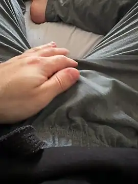 j1991j online show from April 2026 04:31:01 PM