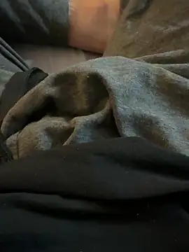 j1991j online show from April 2026 08:06:02 PM