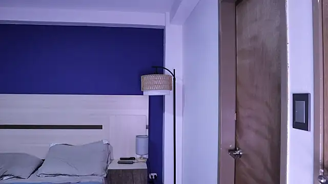 funcouple1985 online show from October 2025 09:11:02 PM