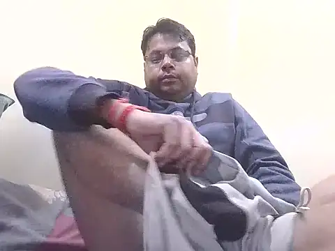 aakash ModelBrown online show from January 2026 02:31:02 PM