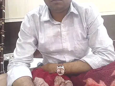 aakash ModelBrown online show from February 2026 06:30:02 PM