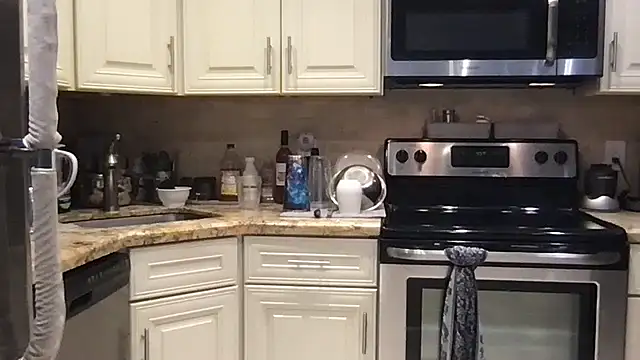 BigGuyMuscle online show from April 2026 08:59:02 PM