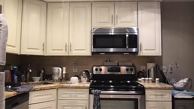 BigGuyMuscle online show from March 2026 08:54:01 PM