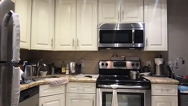 BigGuyMuscle online show from March 2026 02:17:02 AM