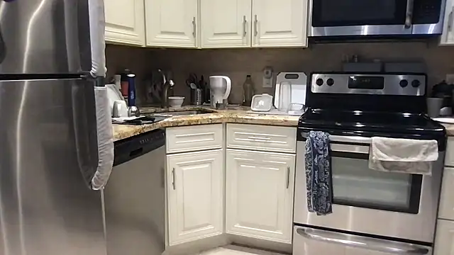 BigGuyMuscle online show from March 2026 03:59:02 PM