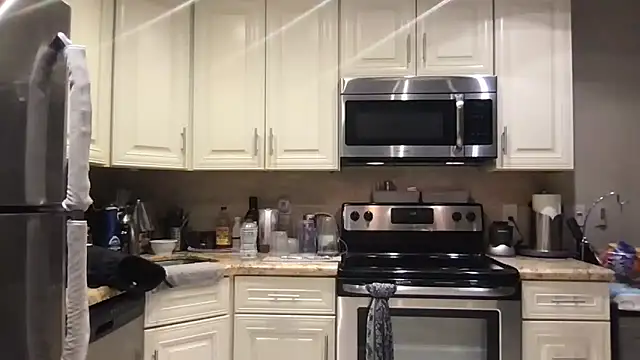 BigGuyMuscle online show from April 2026 11:20:02 PM