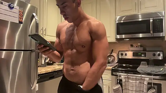 BigGuyMuscle online show from March 2025 01:31:02 AM