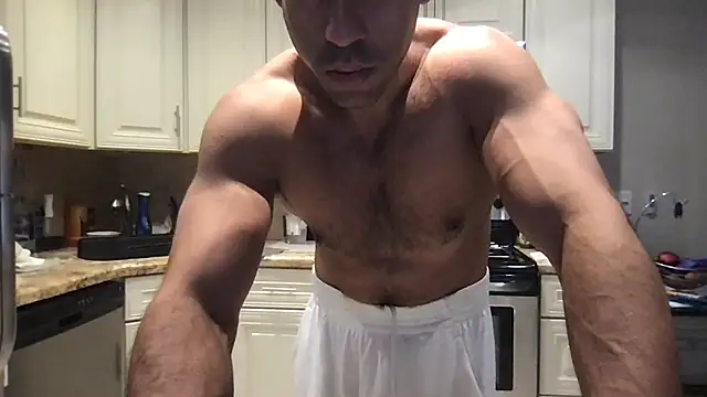 BigGuyMuscle online show from December 2025 01:12:02 PM