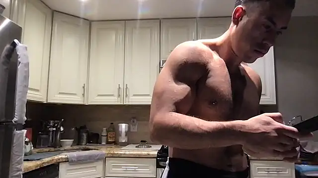 BigGuyMuscle online show from March 2026 12:48:02 AM