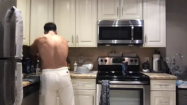 BigGuyMuscle online show from March 2026 11:50:02 PM