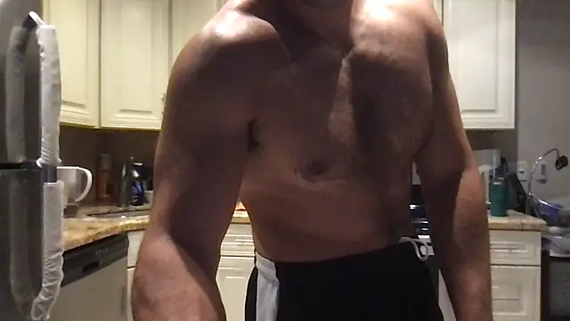 BigGuyMuscle online show from May 2026 06:24:01 PM
