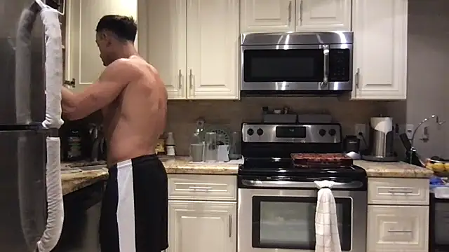 BigGuyMuscle online show from April 2026 02:25:02 AM