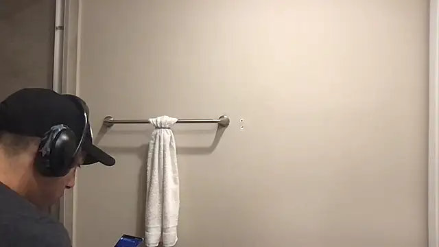 BigGuyMuscle online show from December 2025 01:06:01 AM