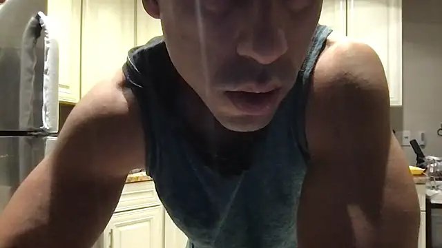 BigGuyMuscle online show from December 2025 01:17:01 AM