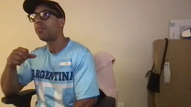 BigGuyMuscle online show from March 2025 03:12:02 AM