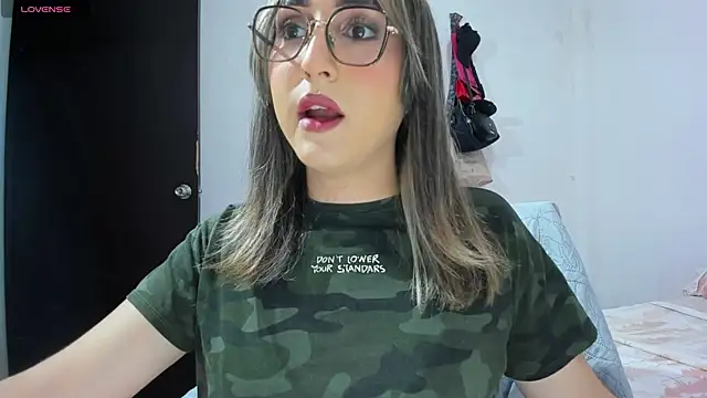 andrea hills online show from April 2026 01:56:01 PM