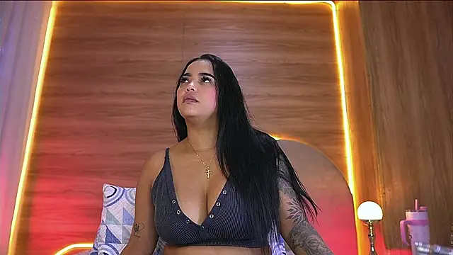 alexaa walker online show from April 2026 11:47:01 AM