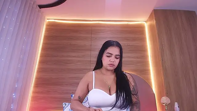 alexaa walker online show from April 2026 12:32:02 PM