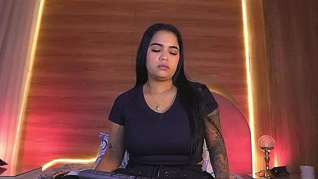 alexaa walker online show from April 2026 11:33:02 AM